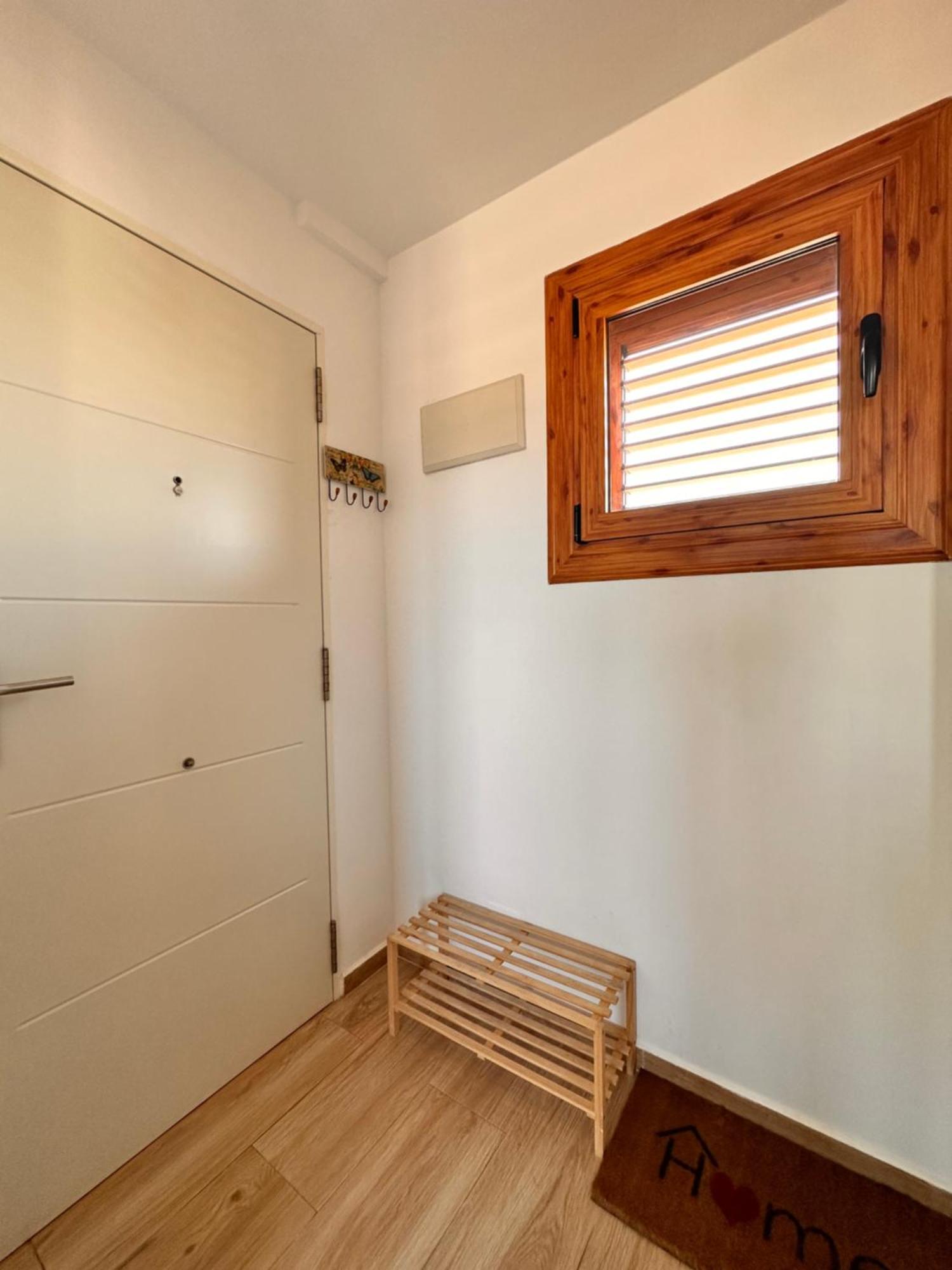 With Sea View, 4 Persons, Swimming Pool And Bbq * Torrevieja